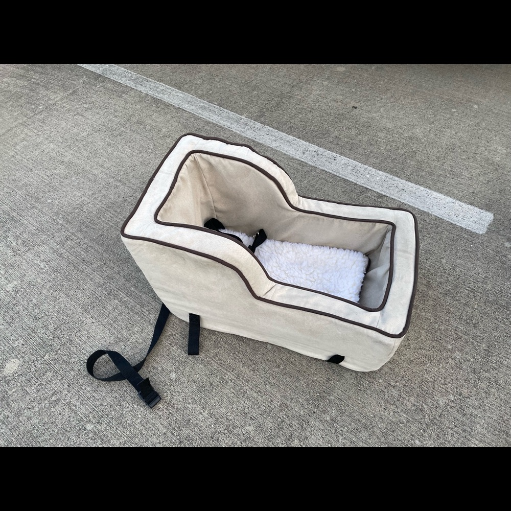 Snoozer Luxury High Back Console Lookout, Camel with Olive Cording